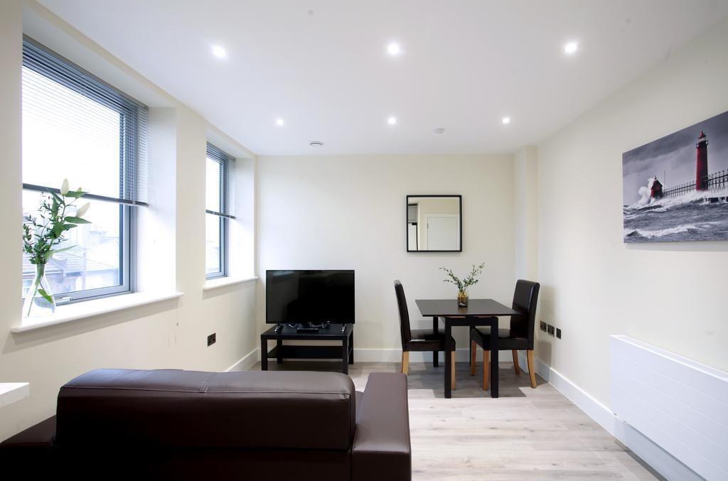 Valet Apartments Wembley Exterior photo