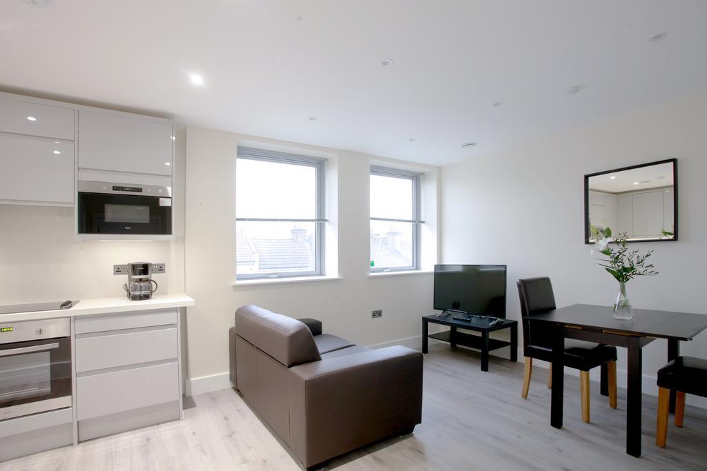 Valet Apartments Wembley Exterior photo