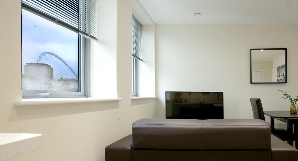Valet Apartments Wembley Exterior photo
