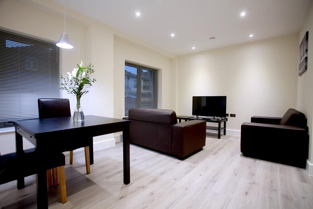 Valet Apartments Wembley Exterior photo