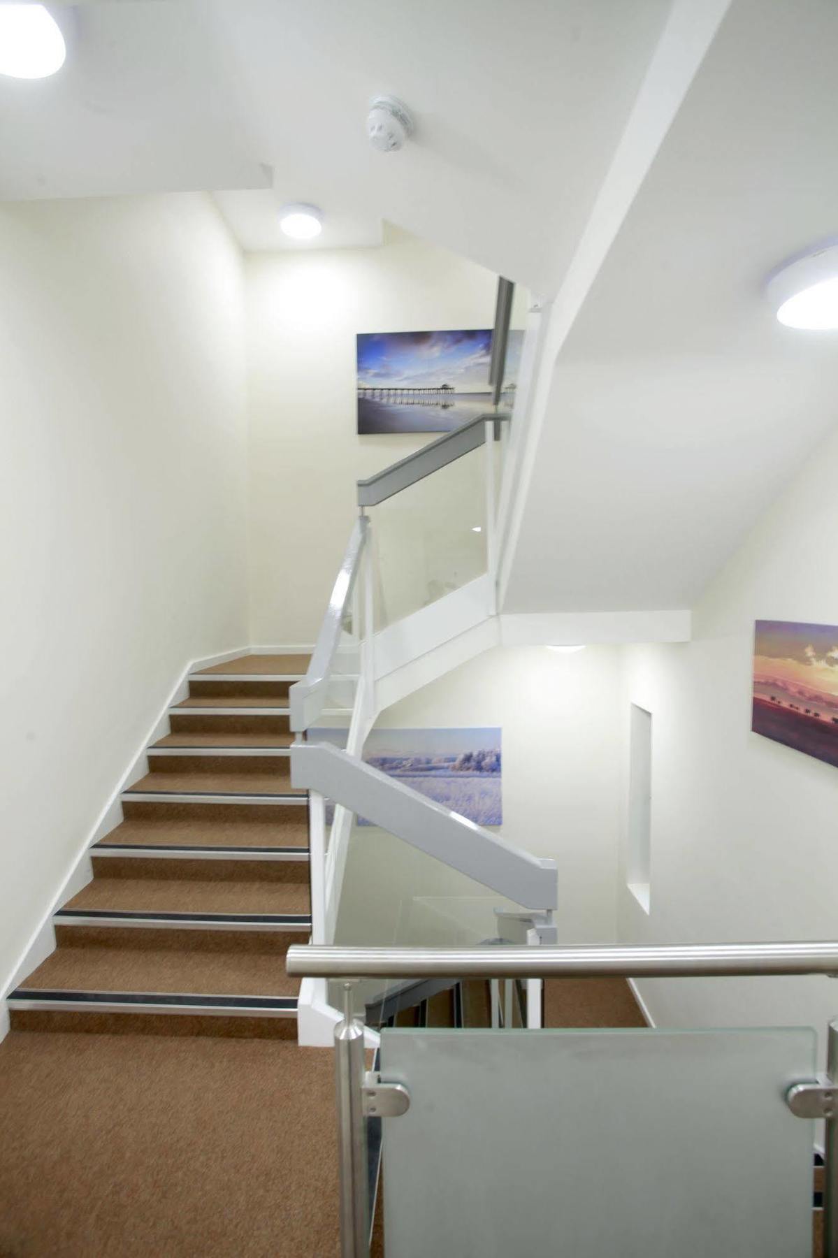 Valet Apartments Wembley Exterior photo