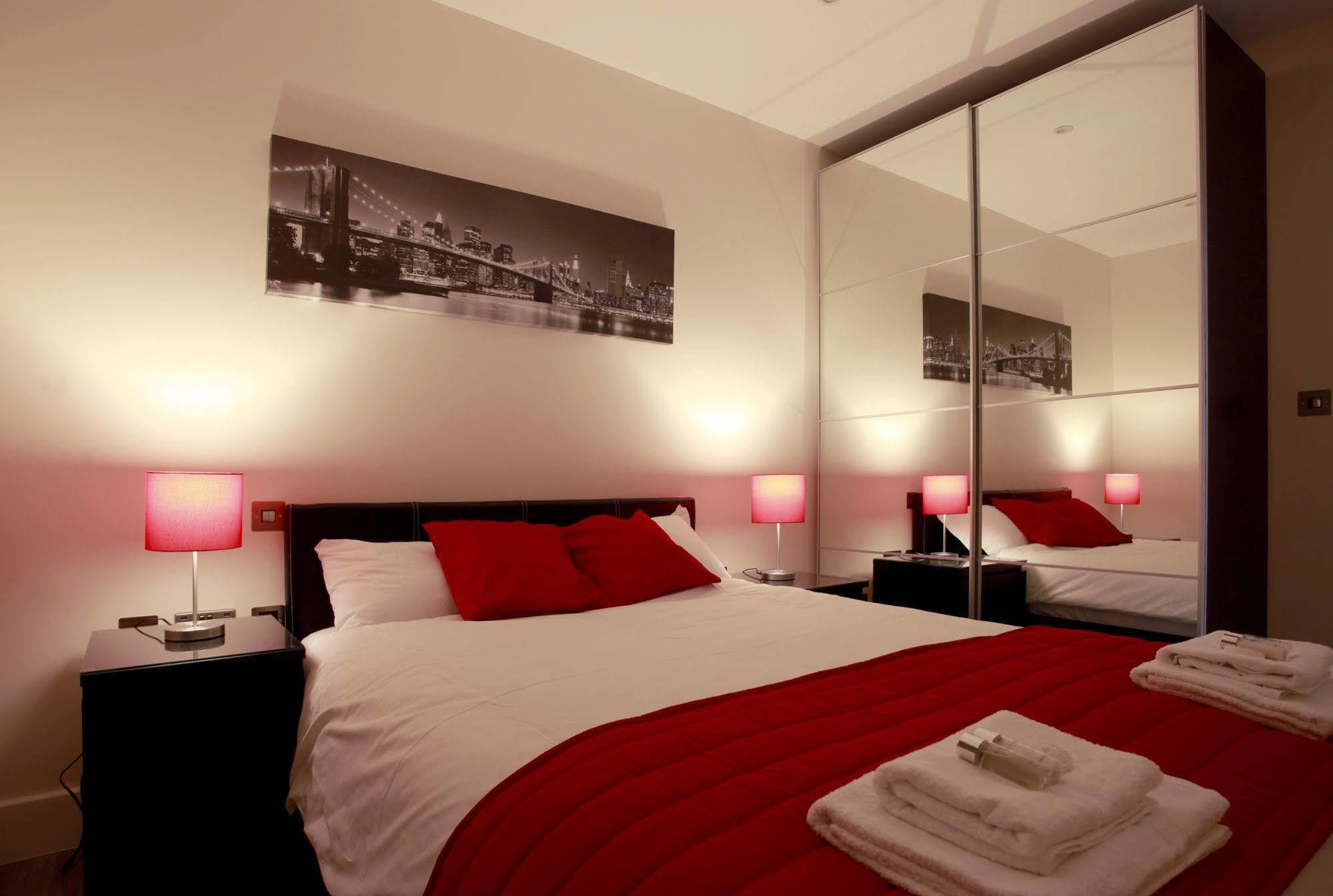 Valet Apartments Wembley Exterior photo